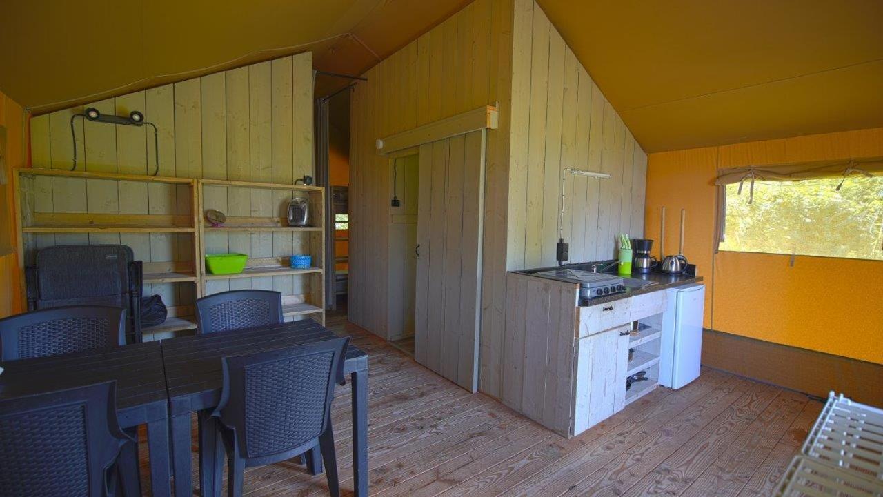Camping De Rammelbeek Lattrop Room photo